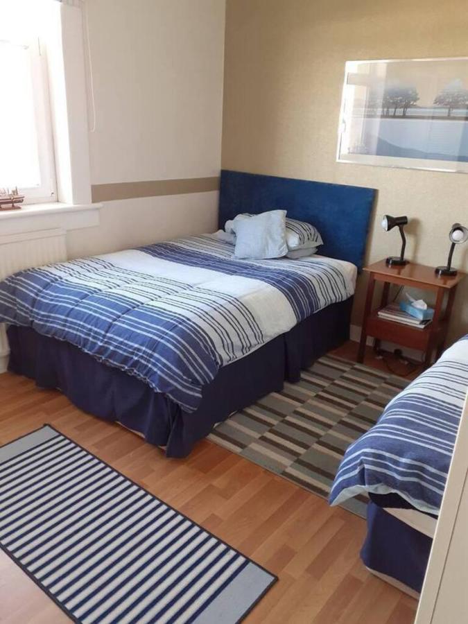 Marina View Lovely Upper 3 Bedroom Apartment Troon Exterior photo